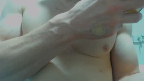 Snapshot of rocky_muscle chatting on May 6, 3:57 am rocky muscle online show from May 6, 3:57 am