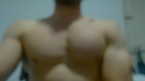 Snapshot of rocky_muscle chatting on May 27, 4:42 am rocky muscle online show from May 27, 4:42 am