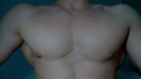 Snapshot of rocky_muscle chatting on June 12, 5:34 pm rocky muscle online show from June 12, 5:34 pm