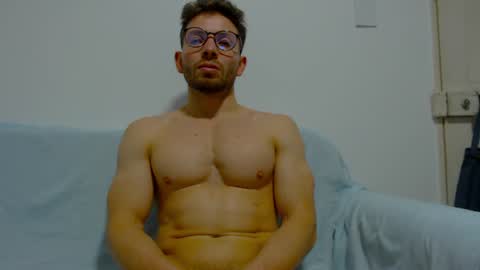 Snapshot of rocky_muscle chatting on June 22, 3:25 am rocky muscle online show from June 22, 3:25 am