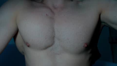 Snapshot of rocky_muscle chatting on June 28, 7:42 pm rocky muscle online show from June 28, 7:42 pm