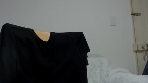 Snapshot of rocky_muscle chatting on July 11, 2:25 am rocky muscle online show from July 11, 2:25 am