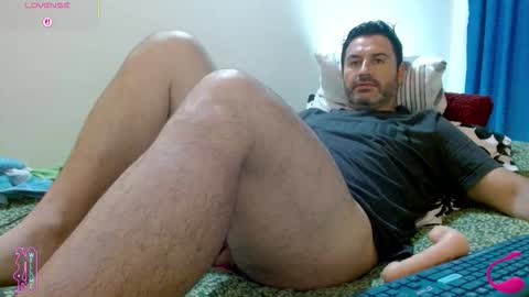 Snapshot of rodher81 chatting on May 27, 4:31 am Rod online show from May 27, 4:31 am