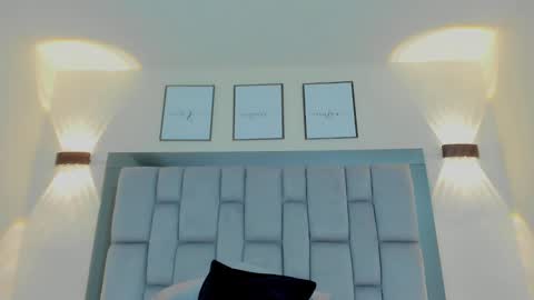 Roger Wesley online show from December 15, 2:08 am