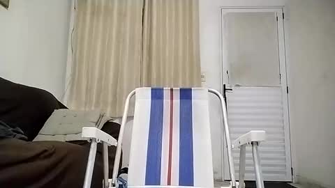 Snapshot of rogertv chatting on January 30, 11:24 pm Big cock for girls online show from January 30, 11:24 pm