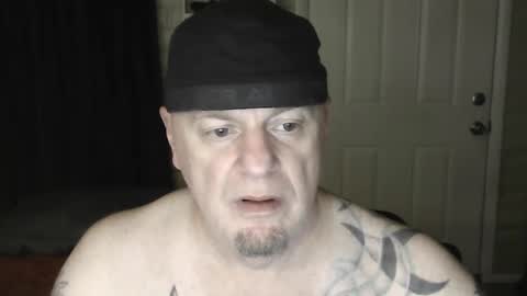 roinaz online show from December 3, 11:01 am