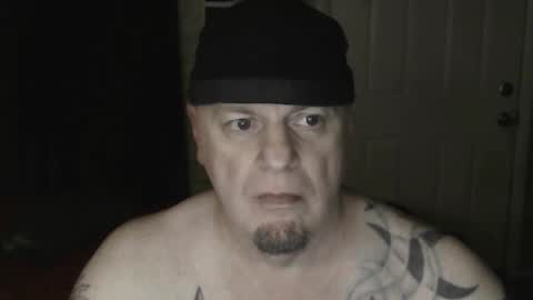 roinaz online show from December 11, 8:47 am