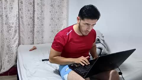 Snapshot of roko9629 chatting on June 20, 2:47 am roko9629 online show from June 20, 2:47 am