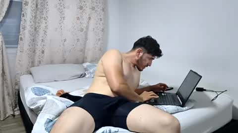 Snapshot of roko9629 chatting on August 2, 11:47 pm roko9629 online show from August 2, 11:47 pm