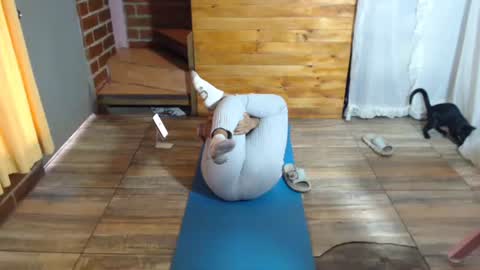 Snapshot of rokyhilary chatting on March 16, 12:20 pm jesabel online show from March 16, 12:20 pm