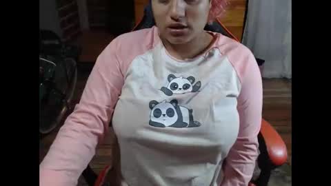 Snapshot of rokyhilary chatting on March 17, 1:10 am jesabel online show from March 17, 1:10 am