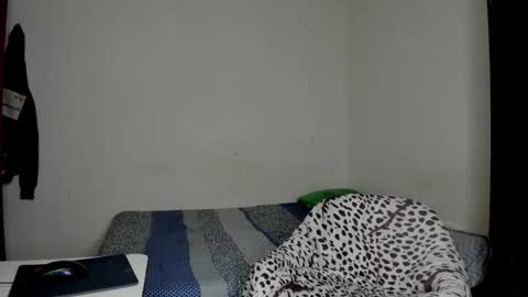 rolling_05 online show from February 8, 1:31 am