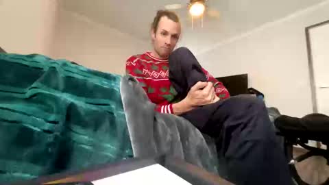 Snapshot of rollinintheweeds chatting on December 2, 6:36 pm Rollinintheweeds online show from December 2, 6:36 pm