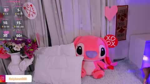 Snapshot of rolyloren chatting on February 9, 7:09 pm Marcela online show from February 9, 7:09 pm