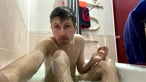 Snapshot of roma305991 chatting on February 2, 2:24 pm roma305991 online show from February 2, 2:24 pm