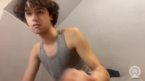 Snapshot of roma_shyguy_ chatting on March 10, 5:07 pm roma_shyguy_ online show from March 10, 5:07 pm