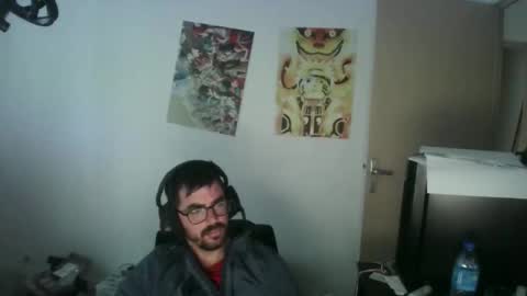 Snapshot of romainb72 chatting on May 12, 6:38 pm romainb72 online show from May 12, 6:38 pm