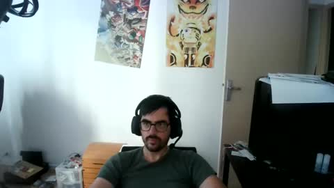 Snapshot of romainb72 chatting on July 9, 5:55 am romainb72 online show from July 9, 5:55 am