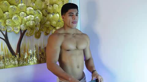 Snapshot of romano_kentt12 chatting on February 6, 1:10 am romano_kentt12 online show from February 6, 1:10 am