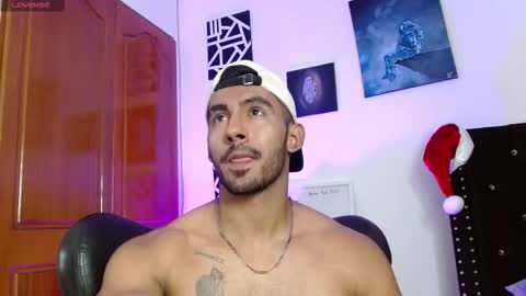 Roman online show from February 5, 8:24 pm