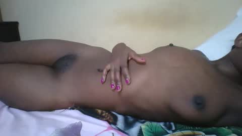 Snapshot of romantic2u4 chatting on September 10, 6:08 pm Emma online show from September 10, 6:08 pm