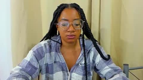 Is A Belle online show from October 24, 2:19 am