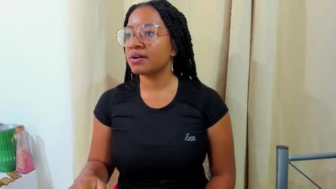 Is A Belle online show from October 27, 9:08 pm