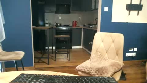 Snapshot of romantico_erotico chatting on August 2, 12:36 pm romantico_erotico online show from August 2, 12:36 pm
