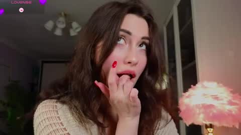 romanticsonya online show from April 22, 11:17 pm