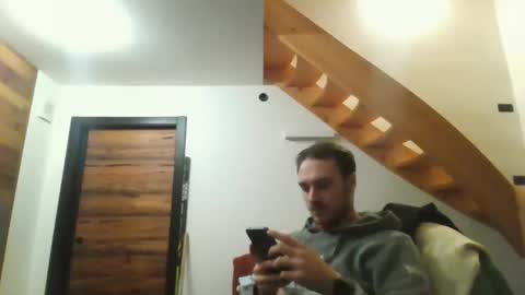 Snapshot of romanz123 chatting on December 12, 9:48 pm romanz123 online show from December 12, 9:48 pm