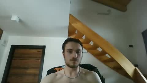 Snapshot of romanz123 chatting on February 10, 3:32 pm romanz123 online show from February 10, 3:32 pm