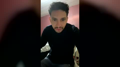 Snapshot of romariodrums chatting on July 13, 8:11 pm romariodrums online show from July 13, 8:11 pm