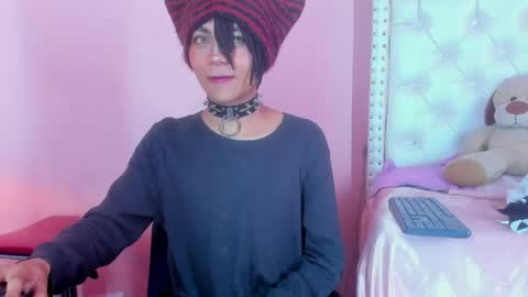 Snapshot of romeo_laurient chatting on June 2, 1:13 pm ROMEO online show from June 2, 1:13 pm