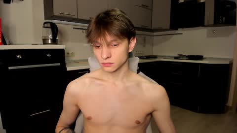 Snapshot of romeo_mercy chatting on November 8, 6:02 am Romeo online show from November 8, 6:02 am