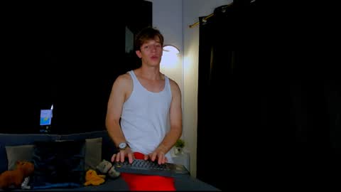 Snapshot of romeo_ricci1 chatting on January 20, 11:54 pm Romeo Ricci online show from January 20, 11:54 pm