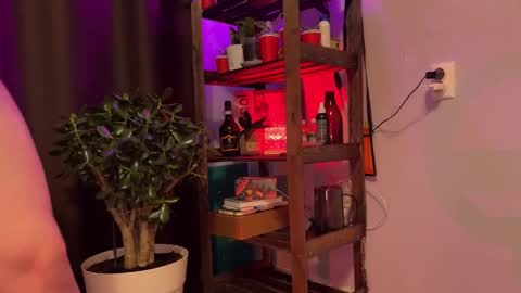 Snapshot of romeokatereborn chatting on October 28, 12:52 pm Romeo and Kate online show from October 28, 12:52 pm