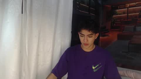 Romeo online show from December 17, 7:20 pm