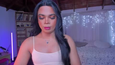 Romi Rouse online show from February 13, 7:04 am