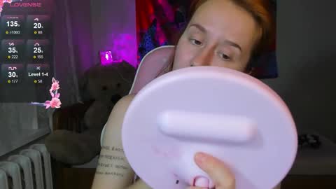 Snapshot of roniya_v chatting on October 29, 2:41 pm Spicy lady Kristy online show from October 29, 2:41 pm