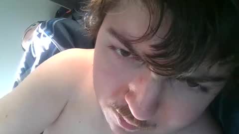 Snapshot of ronjon981 chatting on November 11, 1:44 pm ronjon981 online show from November 11, 1:44 pm