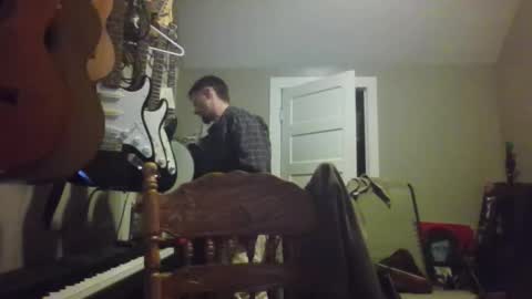 Snapshot of ronniejohnston13 chatting on April 13, 7:25 am ronniejohnston13 online show from April 13, 7:25 am