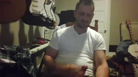 Snapshot of ronniejohnston13 chatting on June 14, 8:05 am ronniejohnston13 online show from June 14, 8:05 am