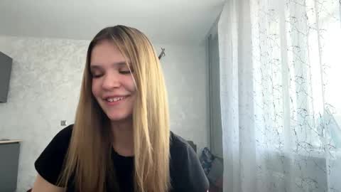 Gabi online show from March 15, 9:04 am