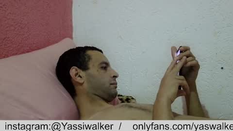 Snapshot of ronnispoto chatting on March 4, 7:22 pm ronny online show from March 4, 7:22 pm