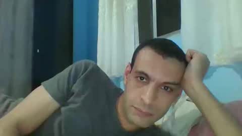 Snapshot of ronnispoto chatting on October 2, 12:06 am ronny online show from October 2, 12:06 am