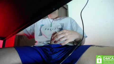 Snapshot of room_hot_x chatting on April 4, 5:54 pm ken online show from April 4, 5:54 pm