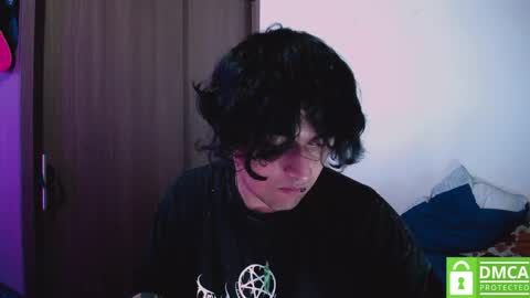 Snapshot of room_hot_x chatting on April 12, 6:51 am ken online show from April 12, 6:51 am