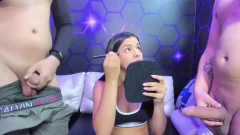 Snapshot of room_kitty chatting on March 11, 11:15 pm MIA AND PAUL online show from March 11, 11:15 pm