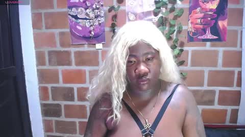 Snapshot of roos_veyker chatting on June 2, 1:07 am roos_veyker online show from June 2, 1:07 am