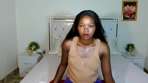 Snapshot of rorennah chatting on May 7, 6:57 pm Rorenah online show from May 7, 6:57 pm